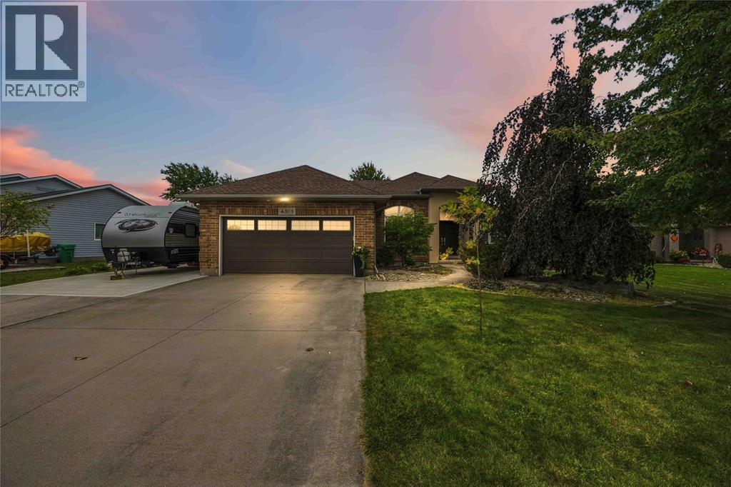4303 Garden CRESCENT - 1