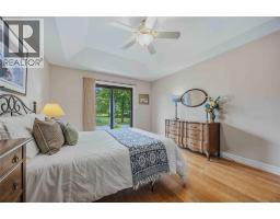 4303 Garden Crescent, Petrolia, ON N0N1R0 Photo 17
