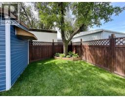 37, 5301 2 Street, Coalhurst, AB T0L0V0 Photo 23