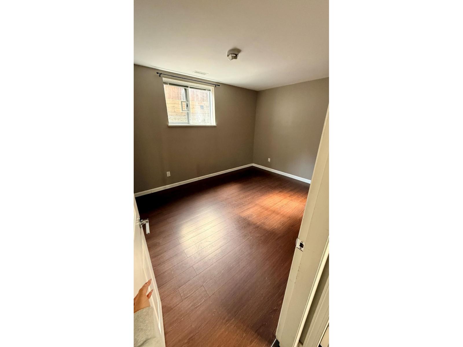 Photo of 21590 93A AVENUE 36