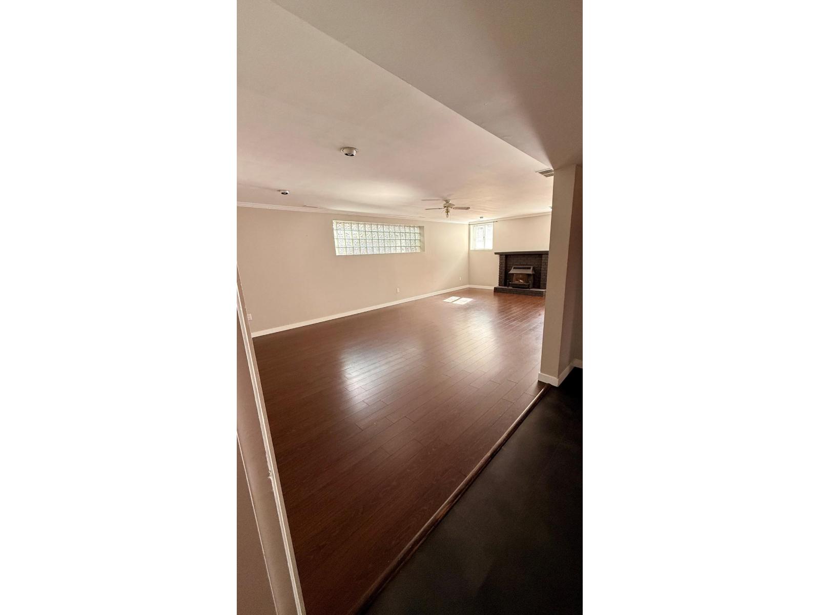 Photo of 21590 93A AVENUE 37