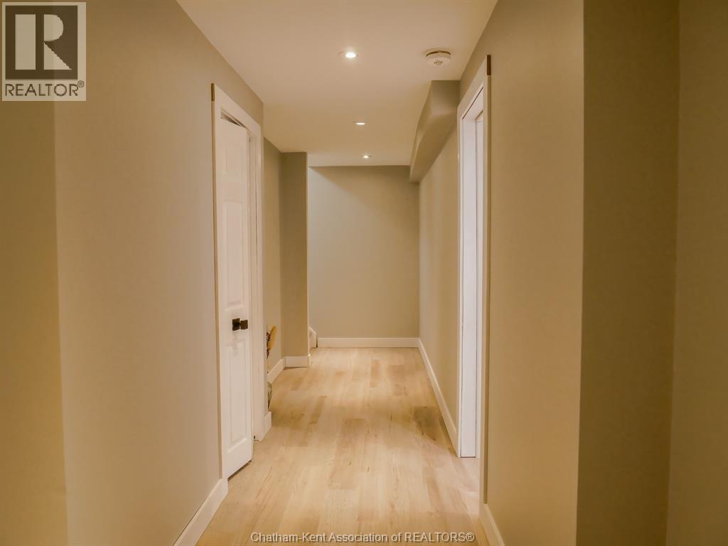 20 GOLODENROD COURT North East - Image 33