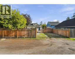211 Douglas Crescent, Richmond, BC V7B1E4 Photo 20