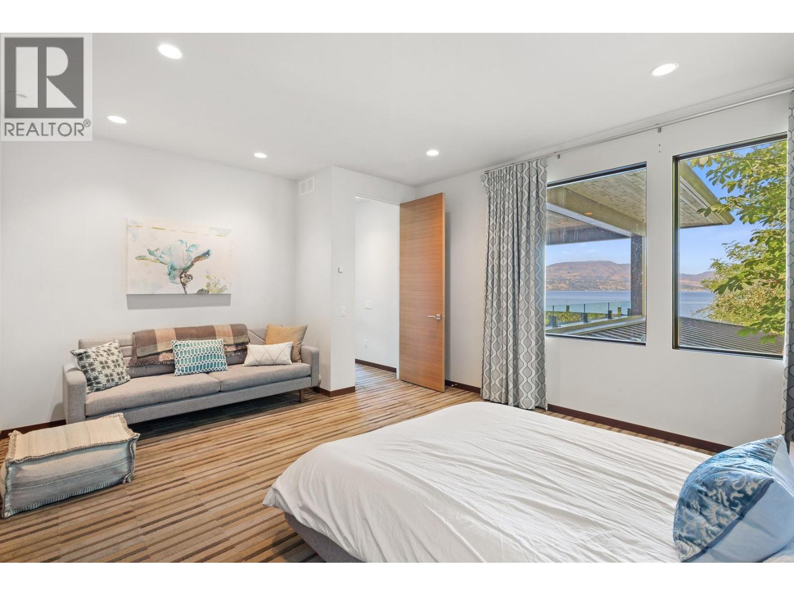4896 Lakeshore Road, Kelowna - Image 1