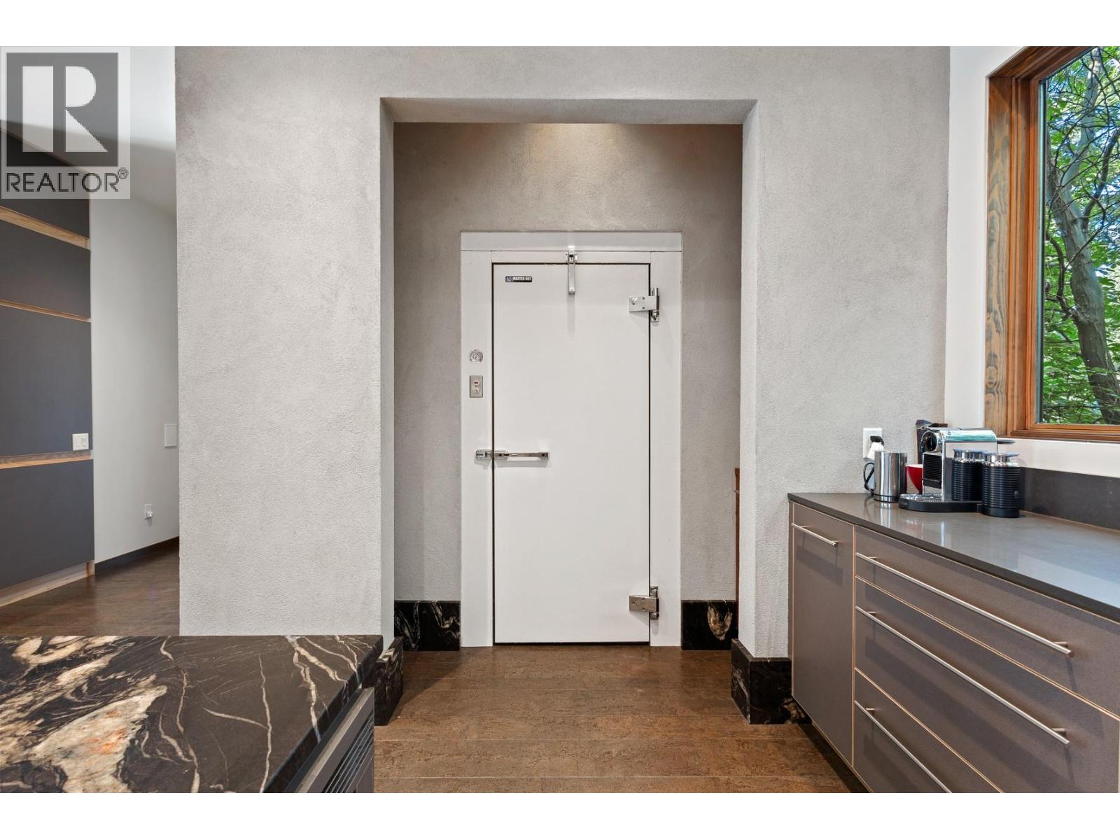4896 Lakeshore Road, Kelowna - Image 1