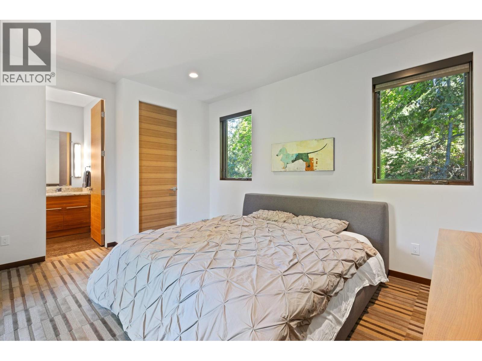 4896 Lakeshore Road, Kelowna - Image 1
