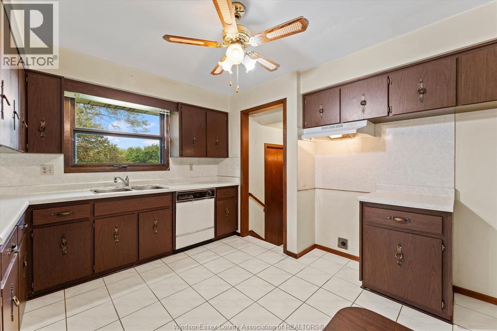8605 SNAKE LANE - 14