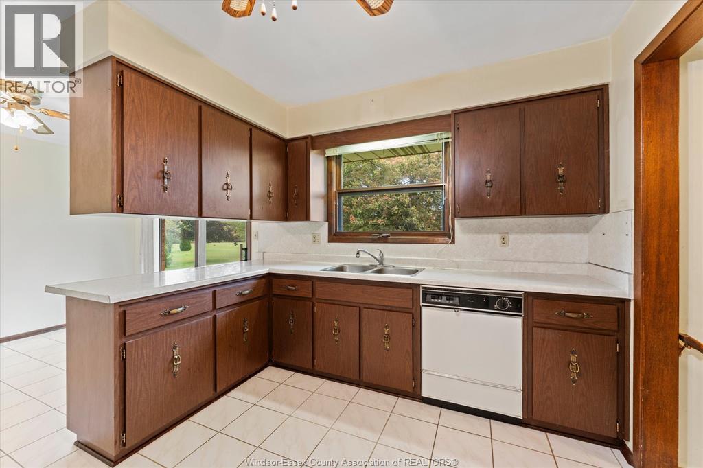 8605 SNAKE LANE - 16
