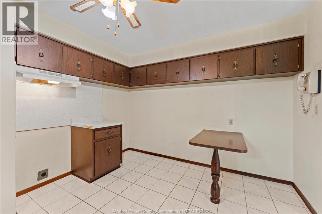 8605 SNAKE LANE - 24