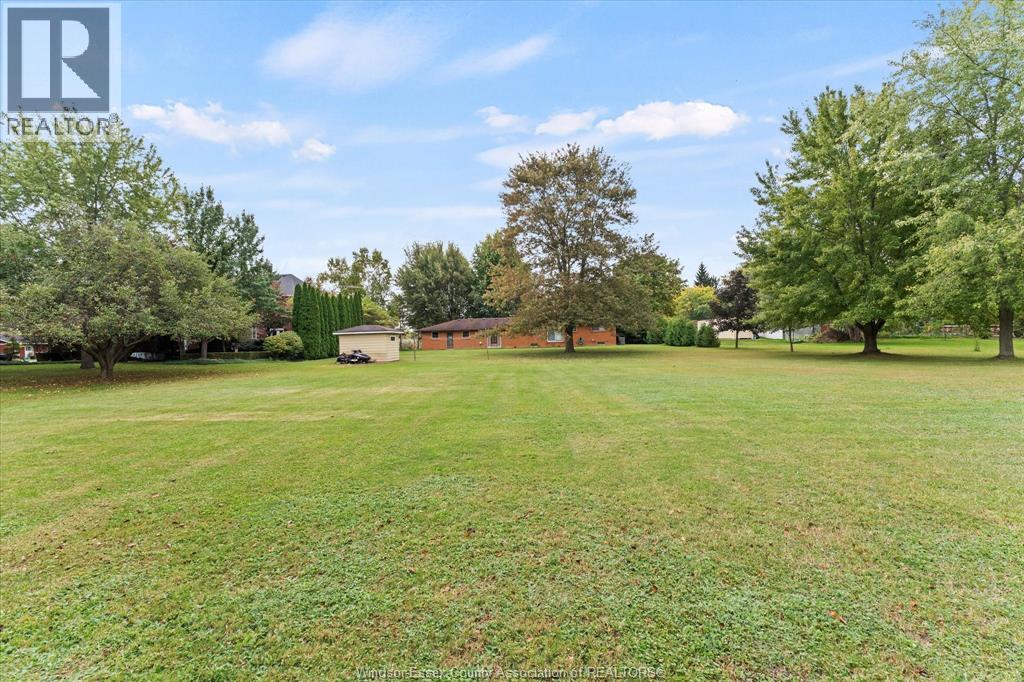 8605 SNAKE LANE - 37