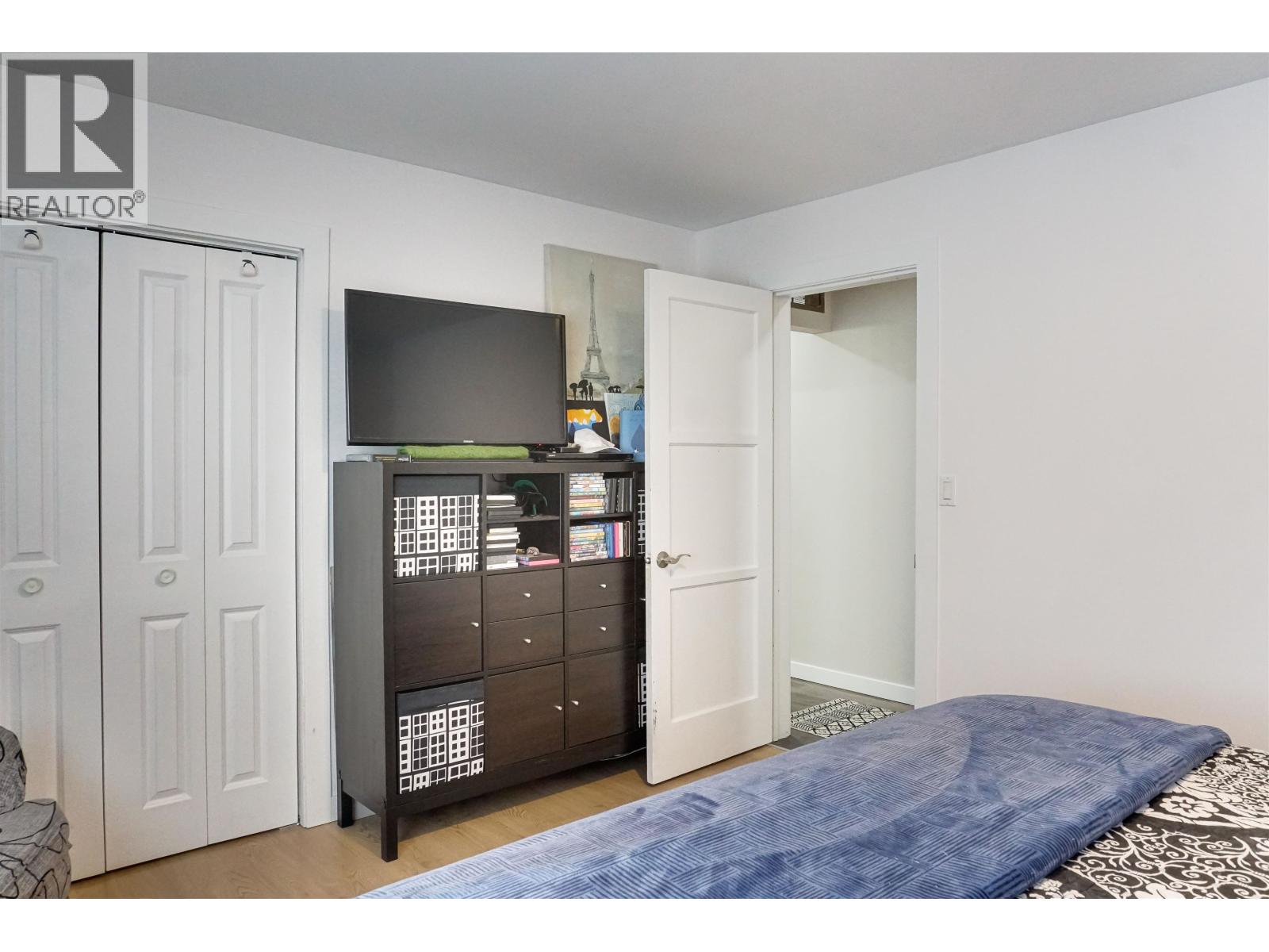 22 HAWK STREET - Image 12
