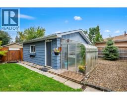 839 Lake Twintree Crescent SE - photo 41