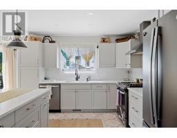 61 Bristol Pl, Sault Ste  Marie, ON P6A6L9 Photo 13