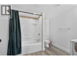 5507 Lee Lane, Kelowna, BC V1W5H2 Photo 33