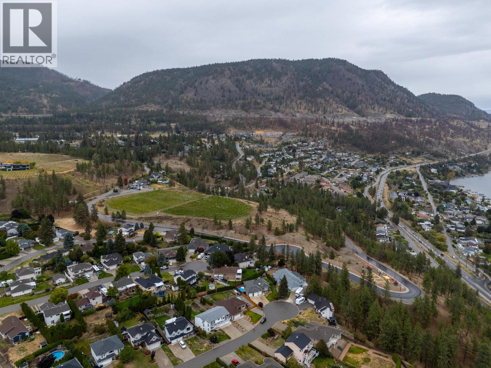 3608 Lever Court, Peachland