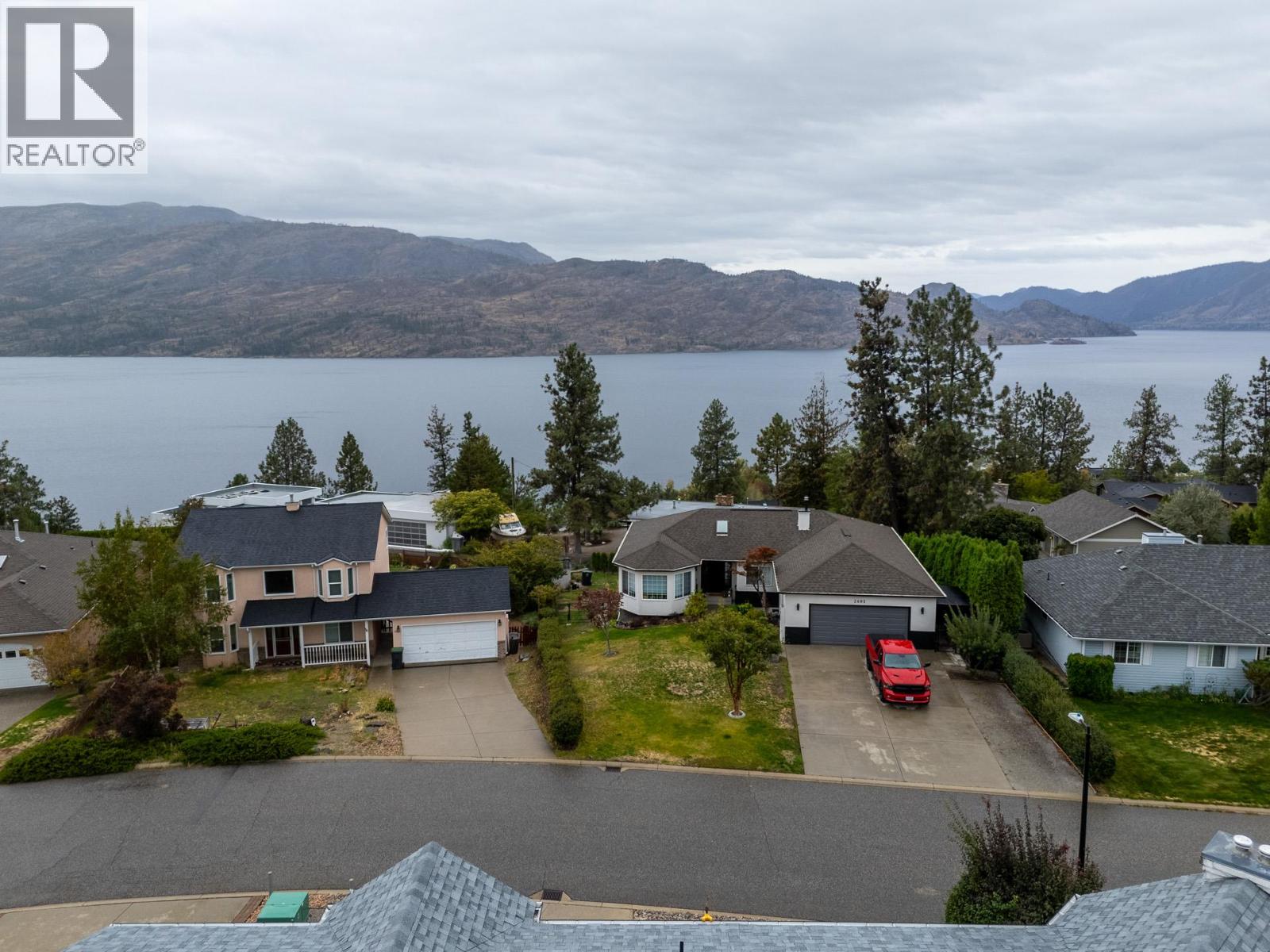 3608 Lever Court, Peachland