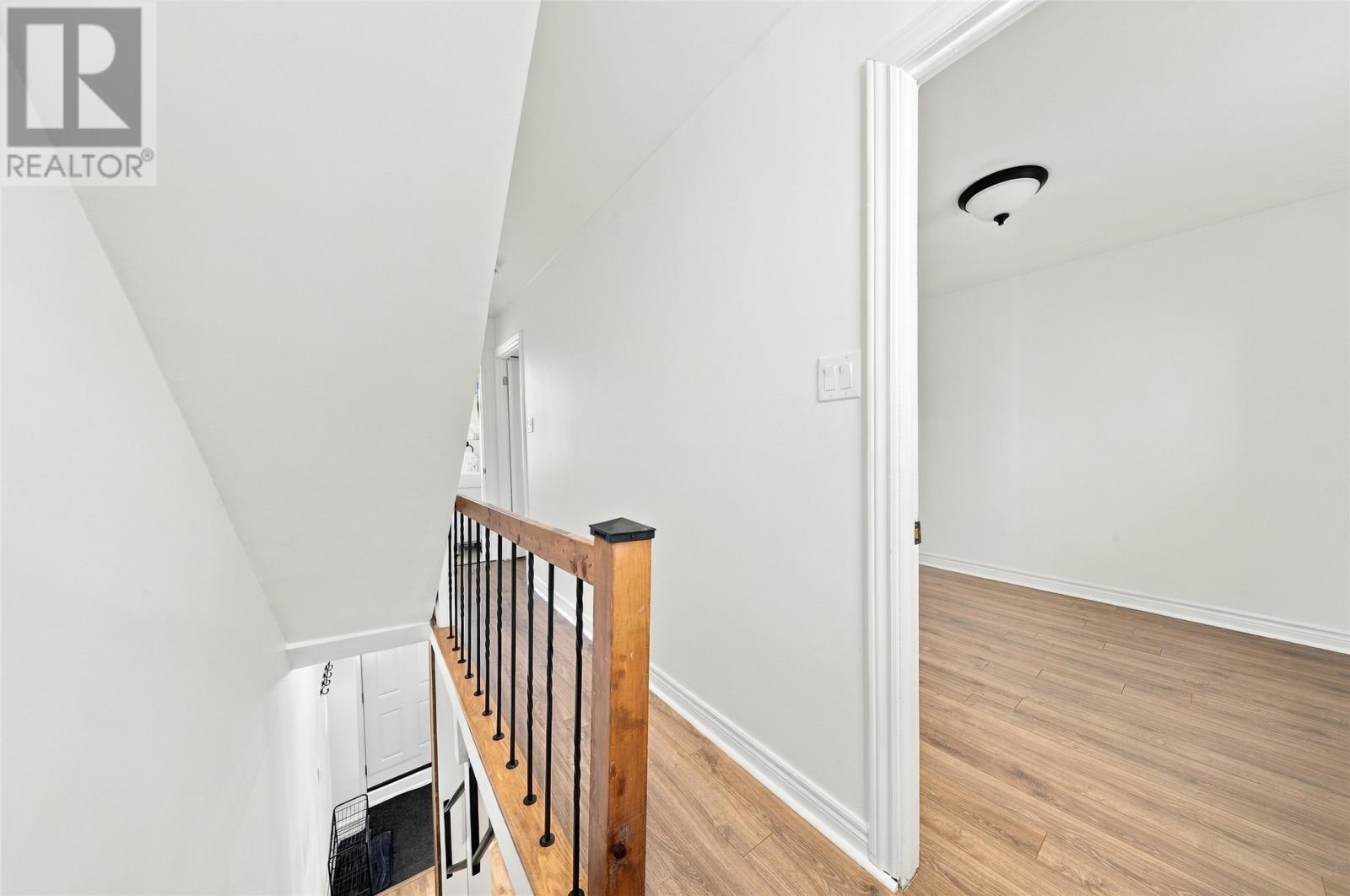 9 Boggan Street - 14