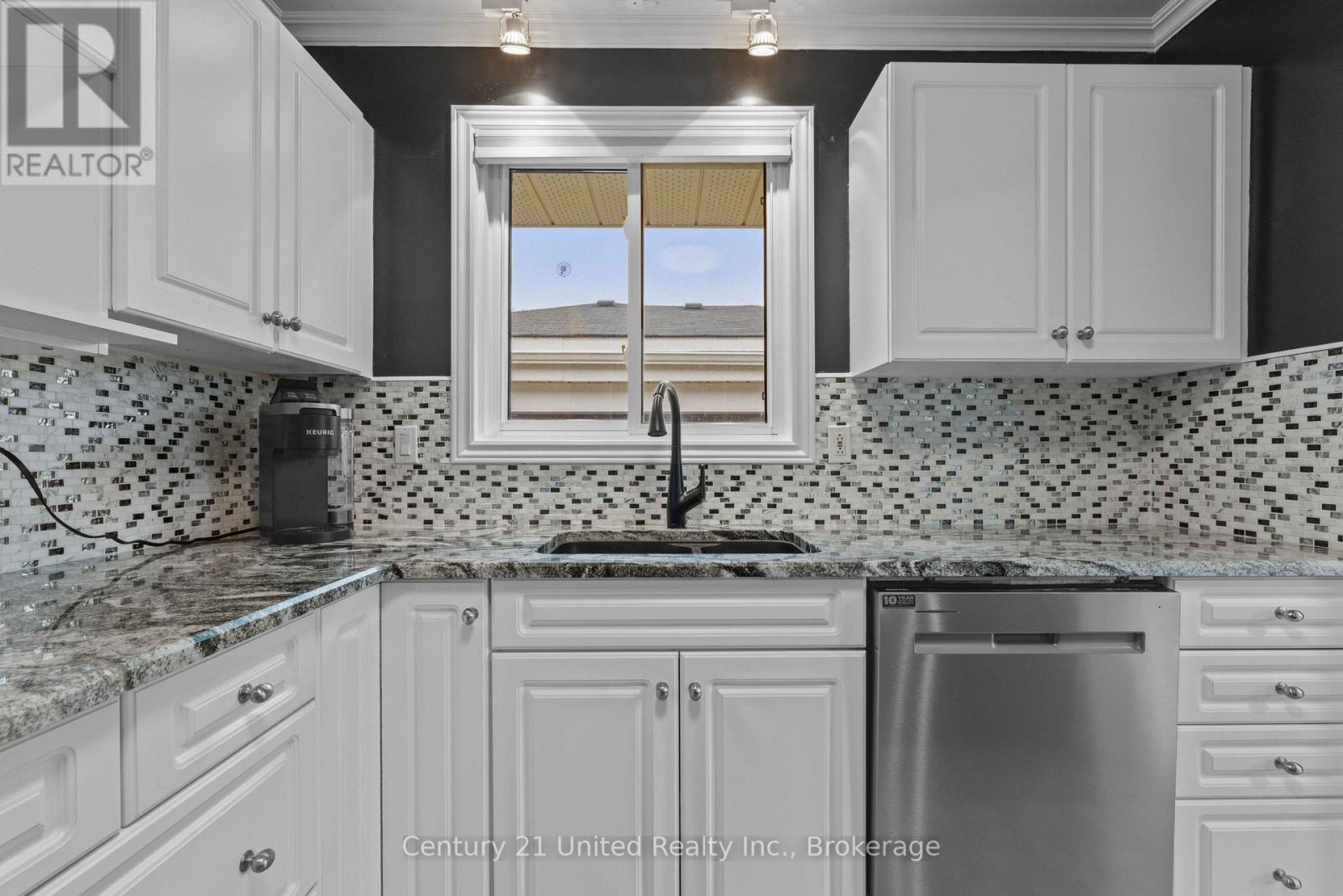 1203 ROYAL DRIVE - 16