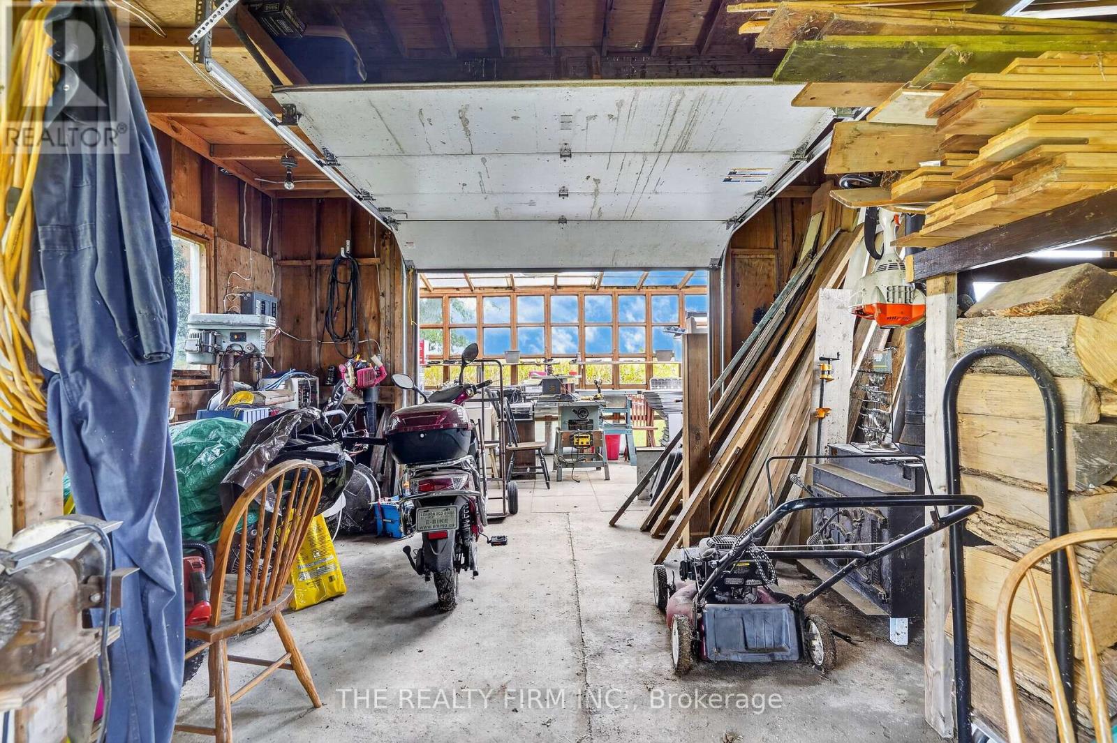 695 CAMERON ROAD - Image 40