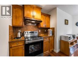 Bonus Room - 10 Evansmeade Manor Nw, Calgary, AB T3P1B5 Photo 9