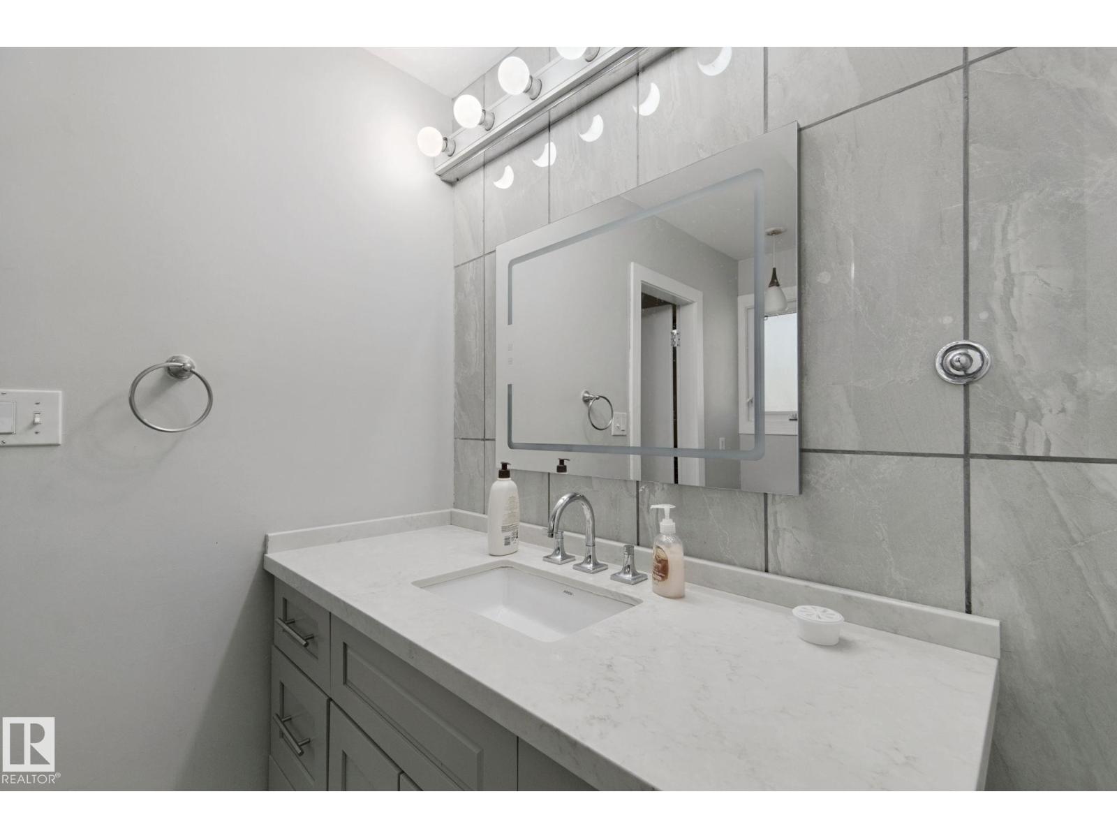 8508 149A Avenue NW, Evansdale — photo 26 of 30: Property photo