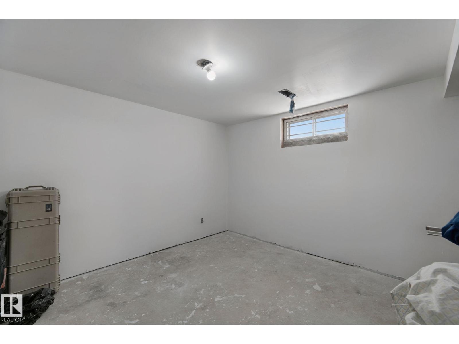 8508 149A Avenue NW, photo 40