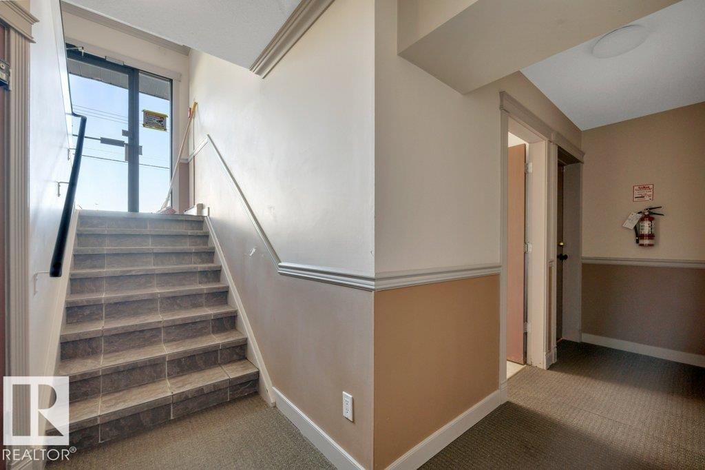 #204 10540 80 AV NW - 26