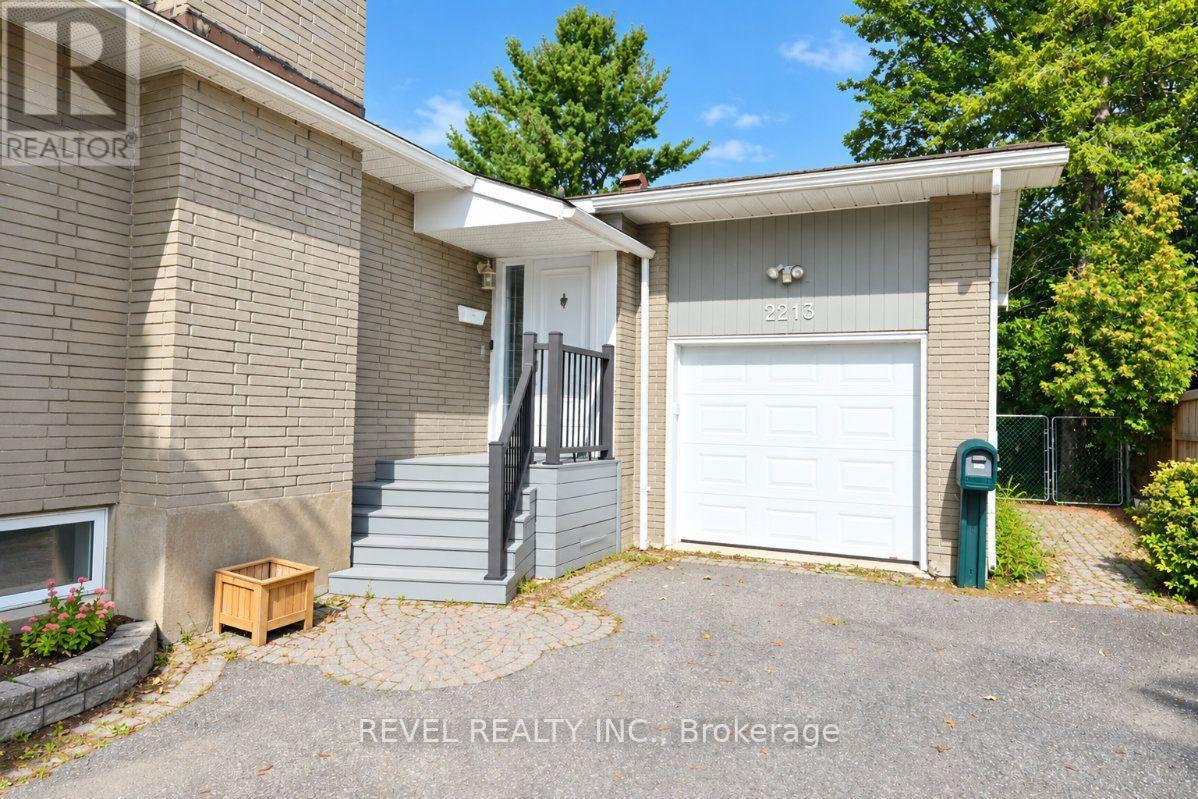 2213 CIRCLE PLACE - 2