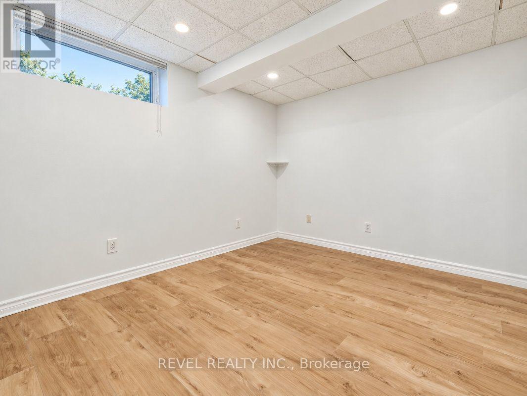2213 CIRCLE PLACE - 24