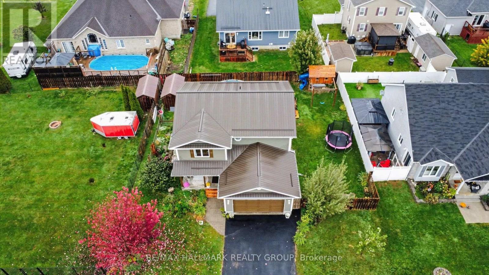 25 TABITHA CRES CRESCENT - Image 36