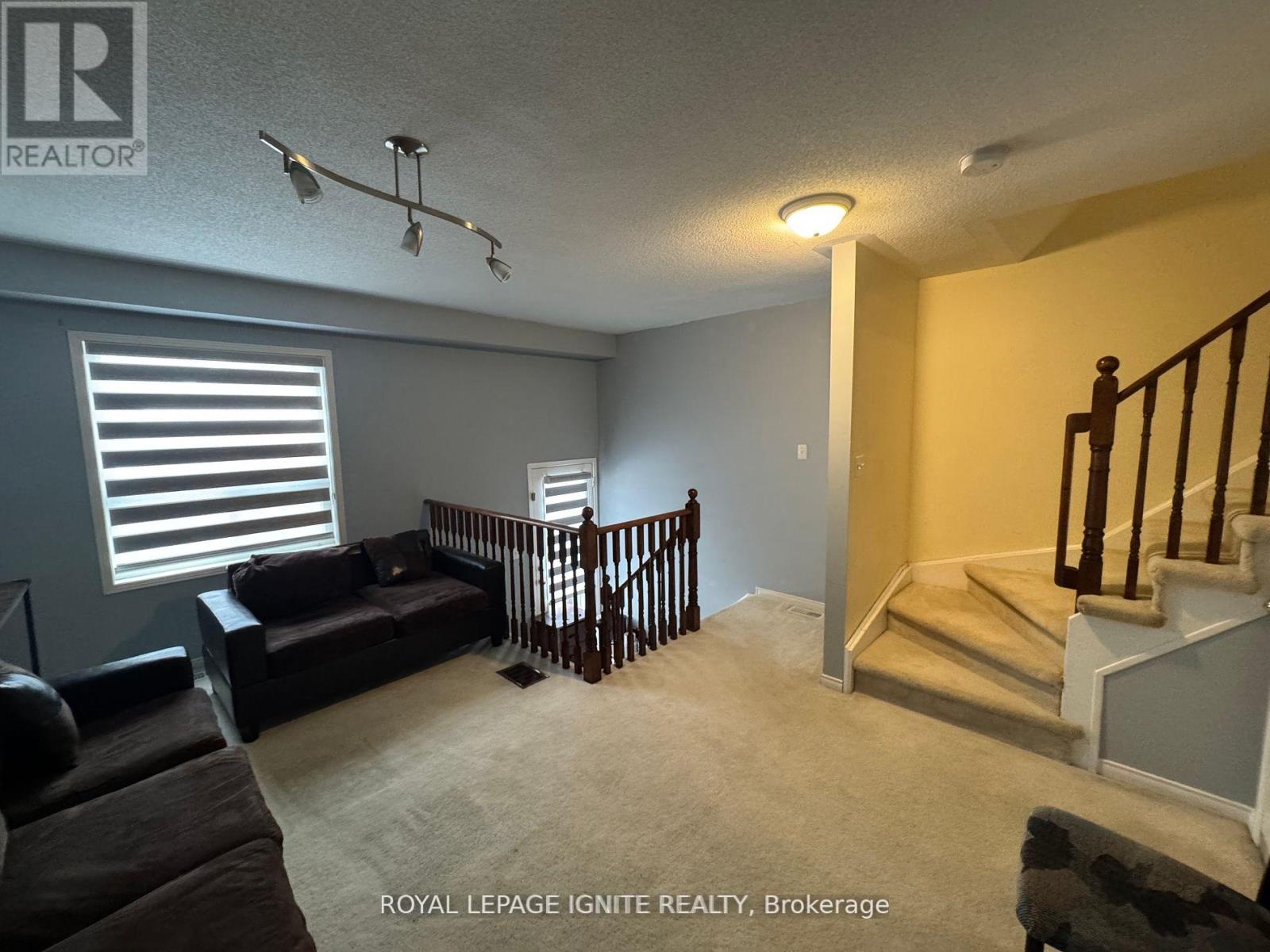 72 Oakins Lane, Ajax, ON photo 23
