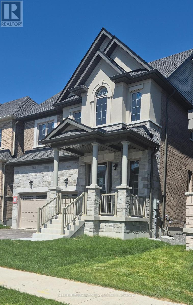23 Rogerson Street, Clarington, ON photo 3