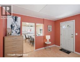 5689 Porpoise Bay Road, Sechelt, BC V0N1V0 Photo 6