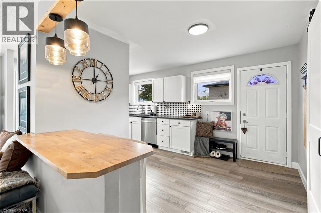 109 WOODLAWN Avenue, Brantford — photo 12
