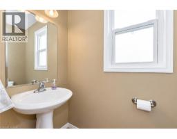 16 Frankfurt Street, Kitchener, ON N2R1T5 Photo 13