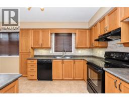 3pc Ensuite bath - 16 Frankfurt Street, Kitchener, ON N2R1T5 Photo 6