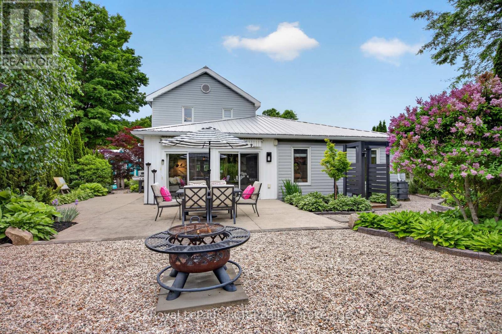 #137 383 MCNABB STREET - 37