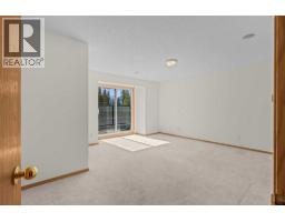 Laundry room - 522 Grotto Road, Canmore, AB T1W1J2 Photo 18