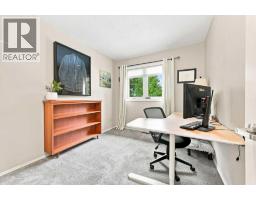 6 Varcourt Place Nw, Calgary, AB T3A0G8 Photo 24