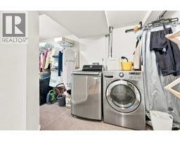 6 Varcourt Place Nw, Calgary, AB T3A0G8 Photo 39