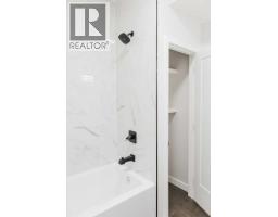 9403 100 Avenue, Grande Prairie, AB T8V0S8 Photo 46