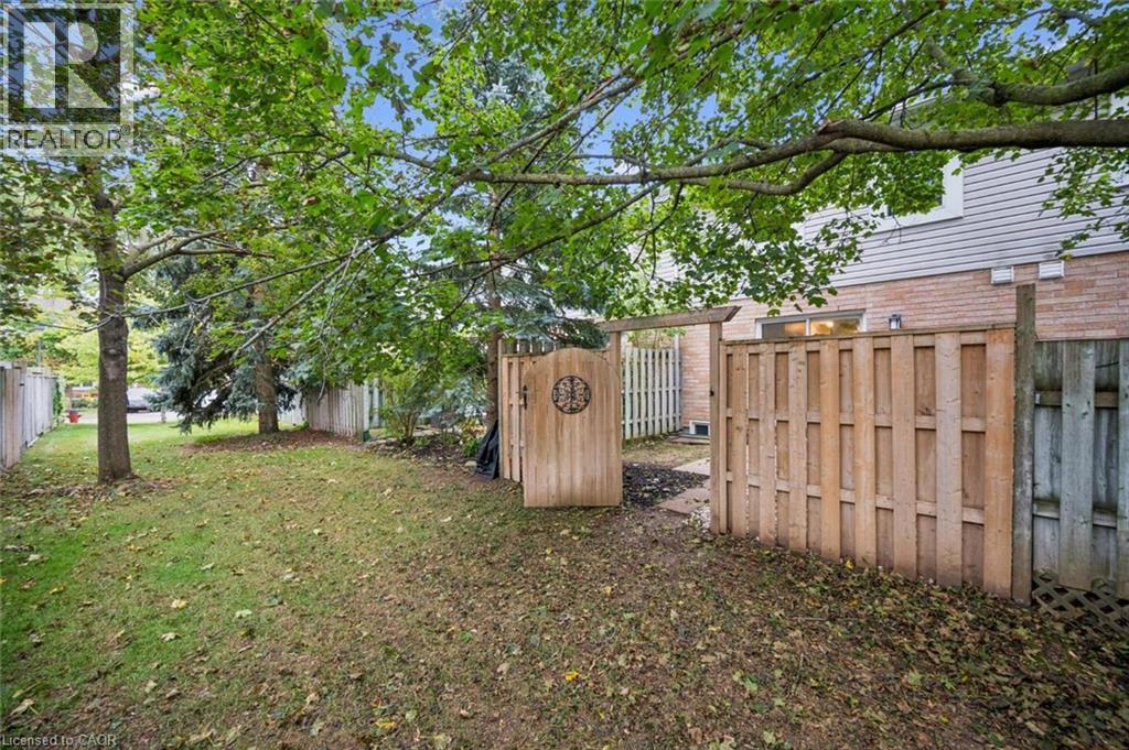 240 London Road West — photo 18