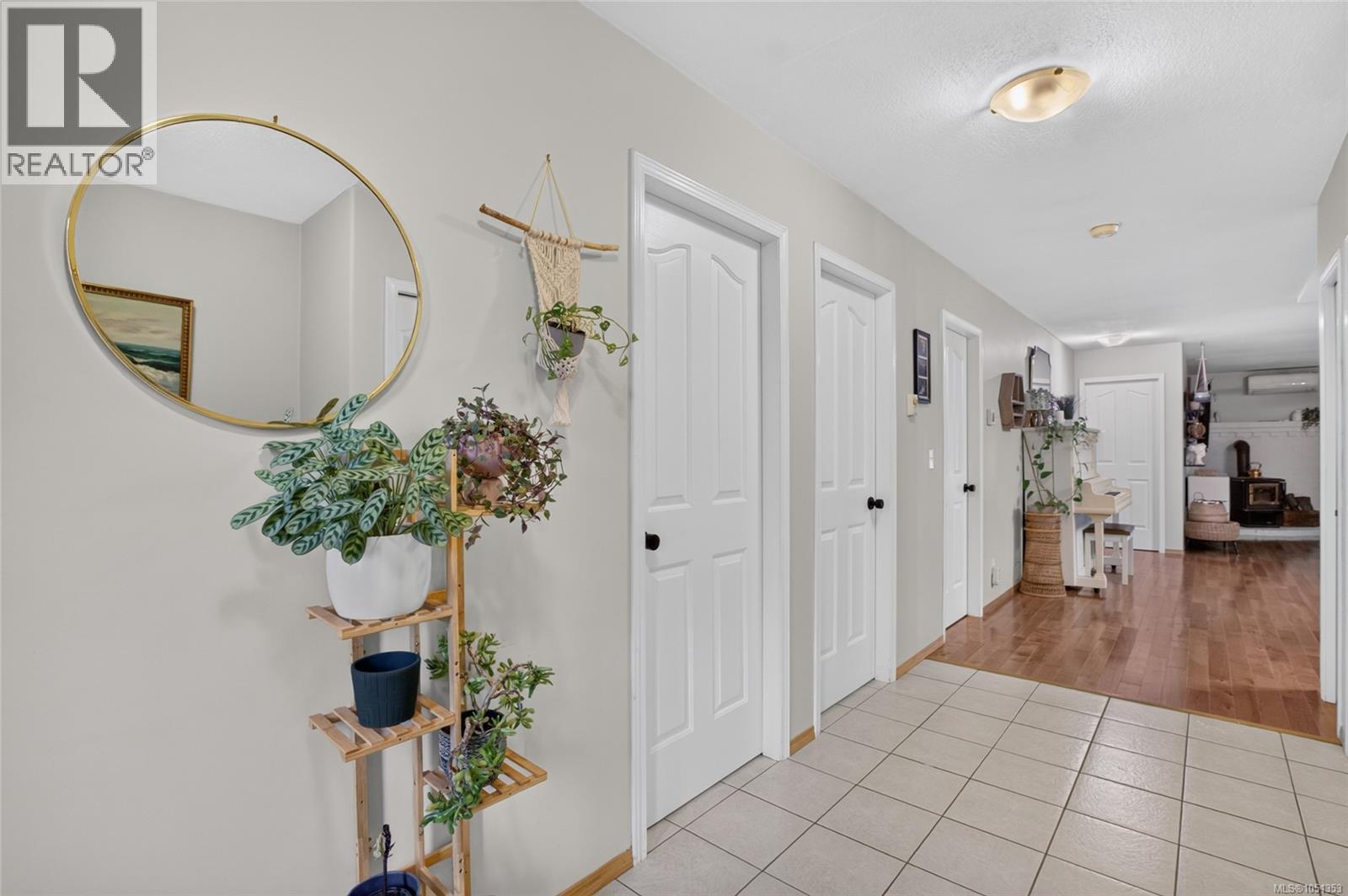 936 Arden Rd - 10