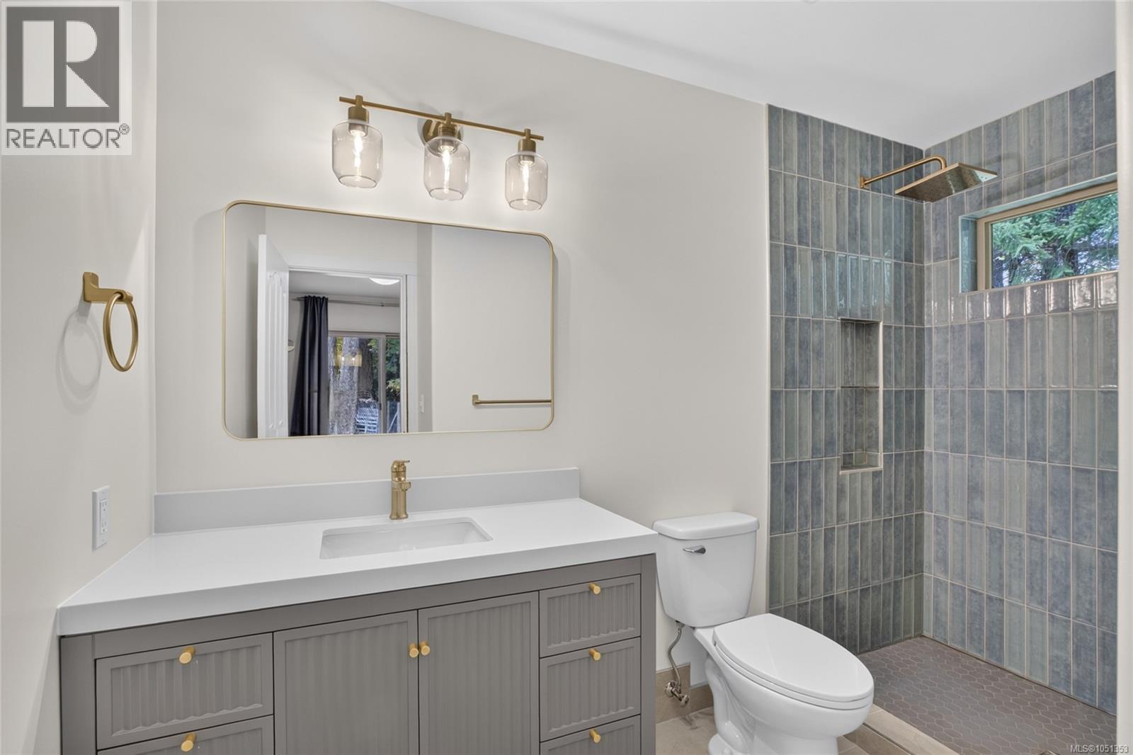 936 Arden Rd - Image 4