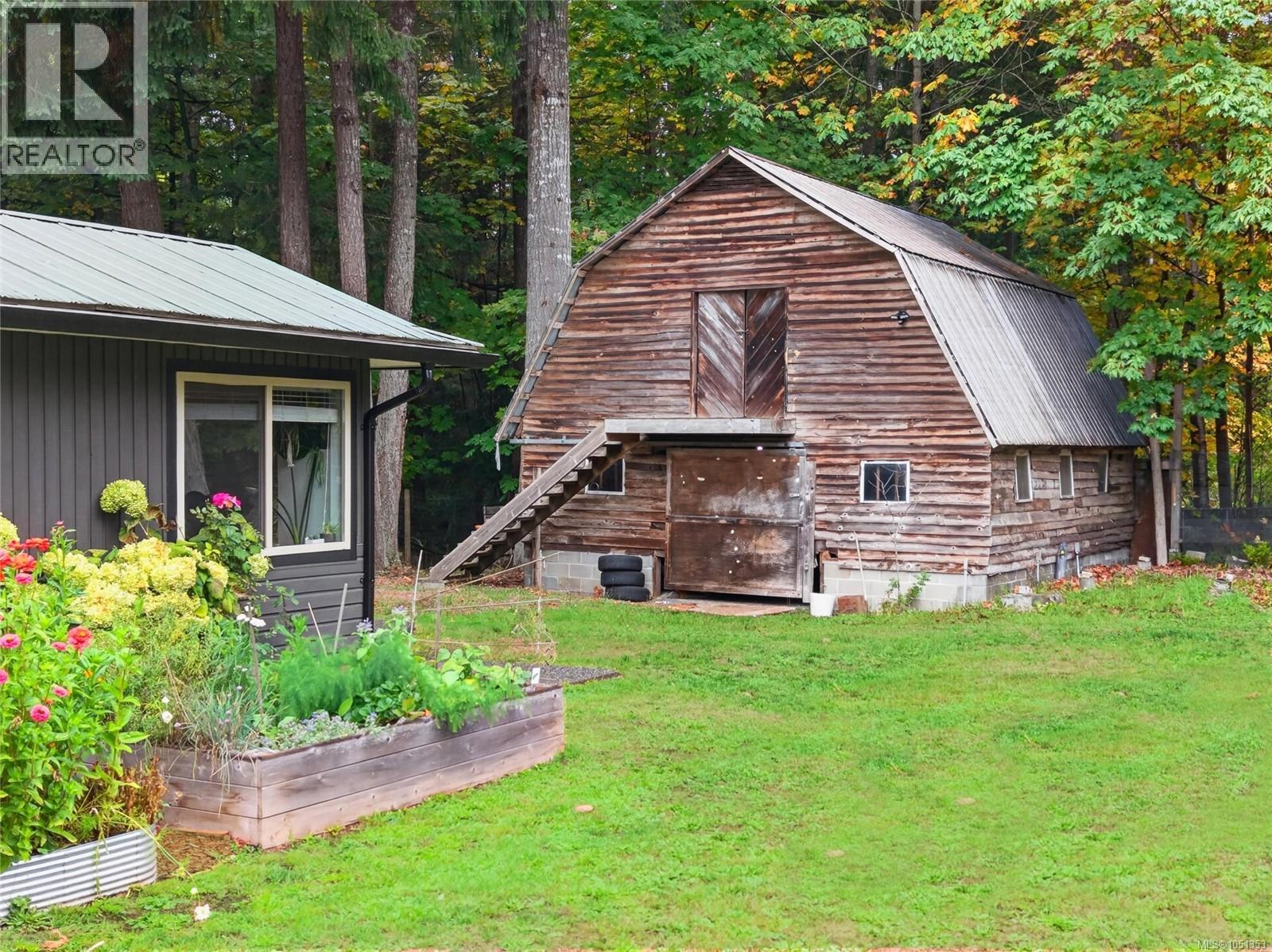 936 Arden Rd - 5