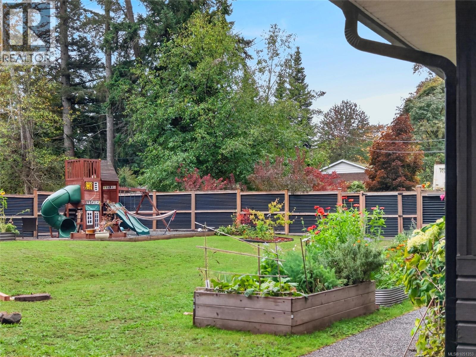 936 Arden Rd - Image 57