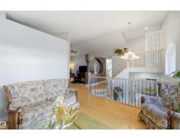 764 Haliburton Cr Nw, Edmonton, AB T6R2Z8 Photo 15