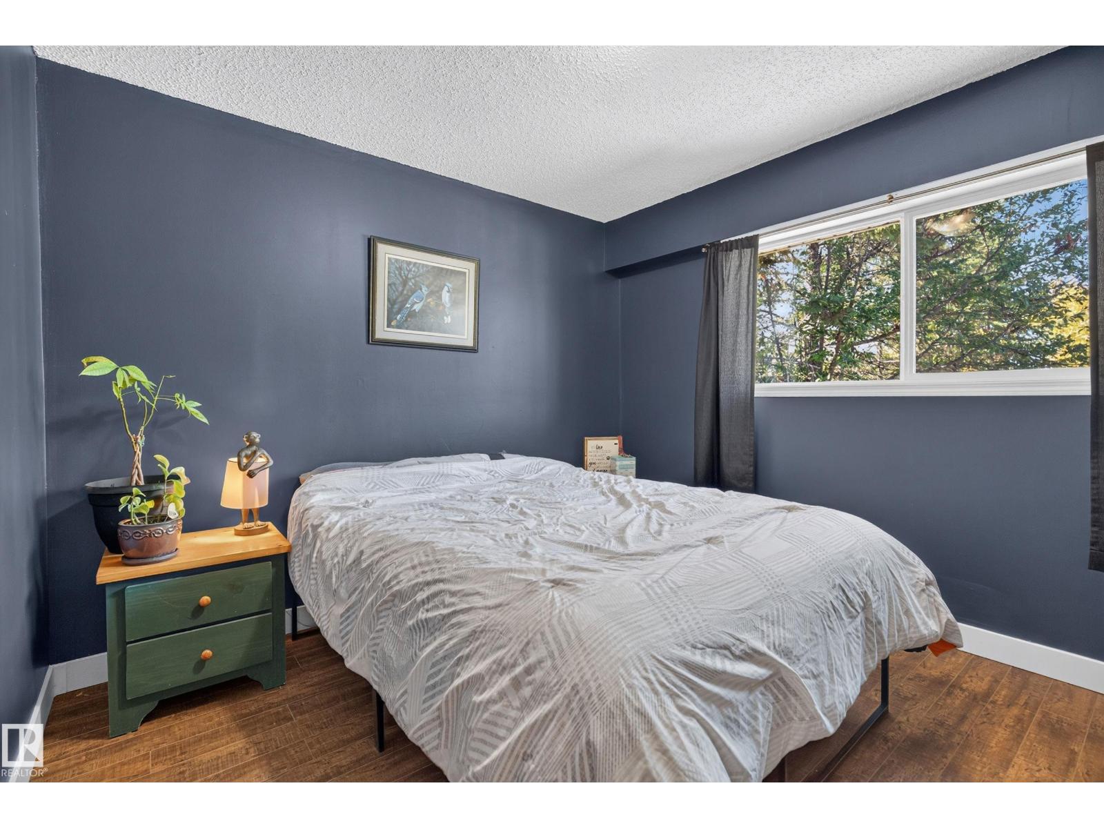 116 Lakeshore Drive - 21