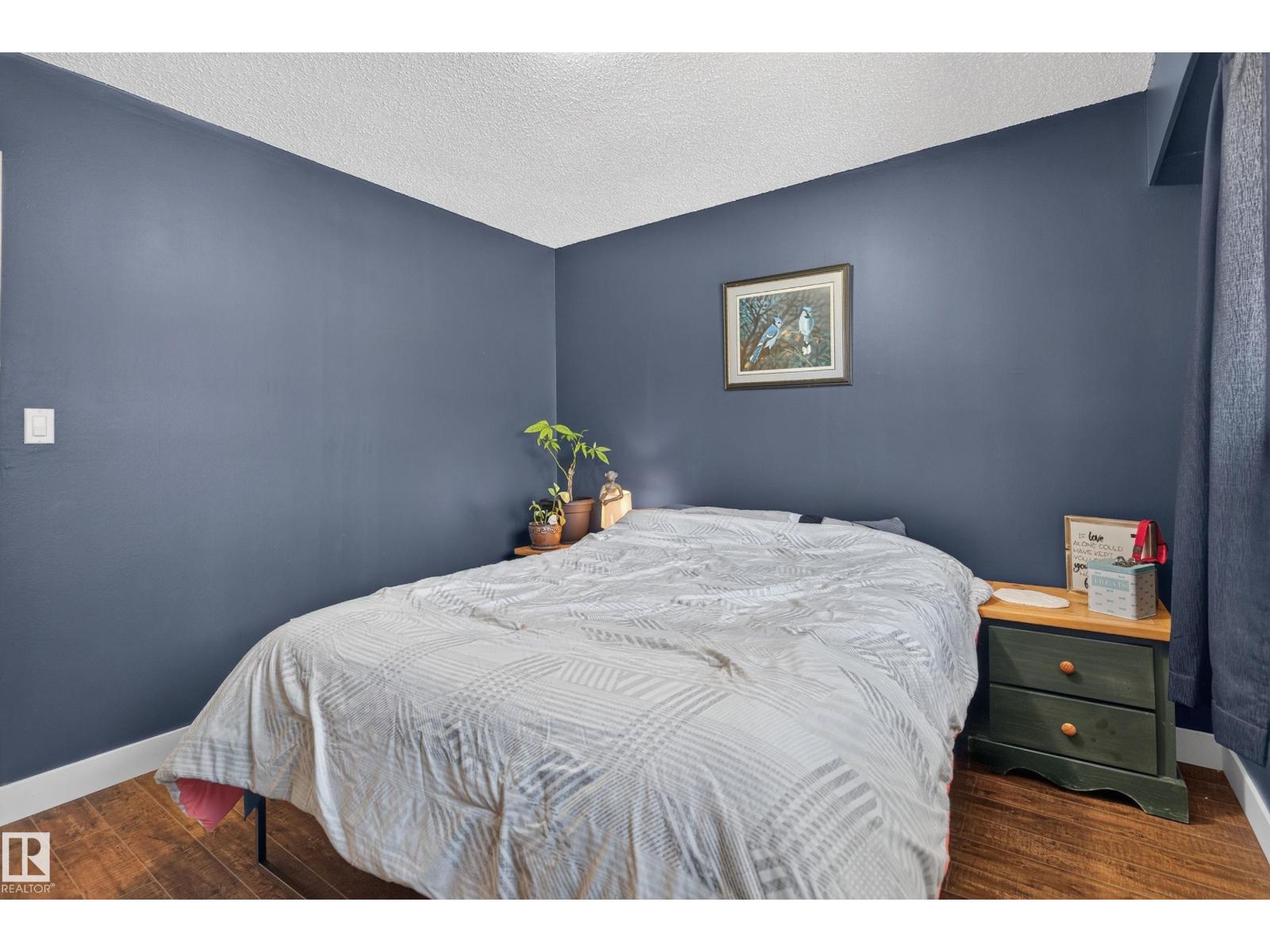 116 Lakeshore Drive - Image 22