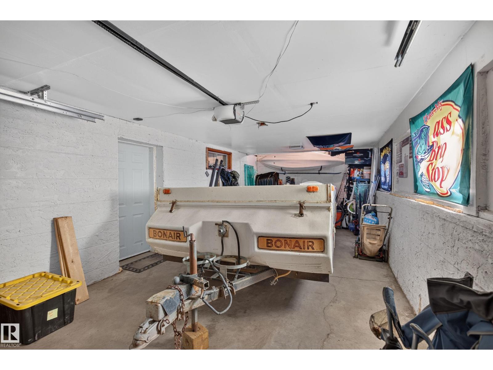 116 Lakeshore Drive - Image 30